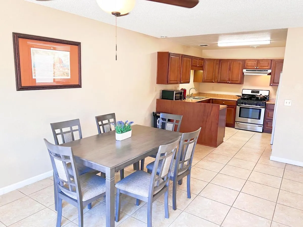 Perfect 4 Bedroom Home 10 Mins To The Strip Las Vegas 0*,